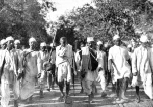 gandhi-1930-march-all_bg
